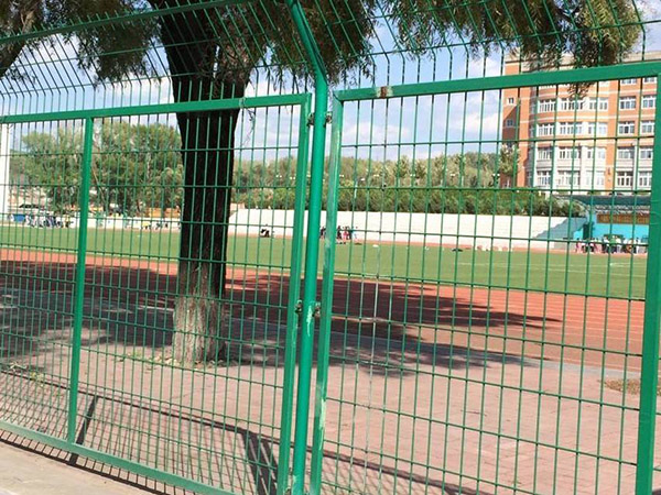 光伏電站圍欄網圖片2